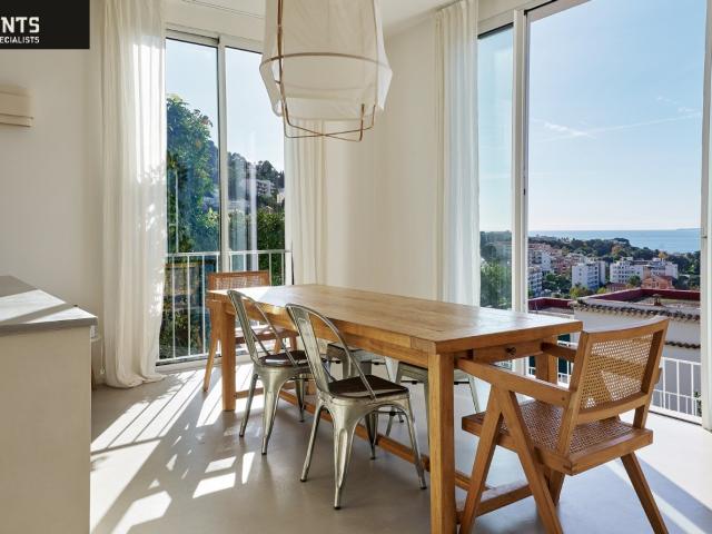 Nice Mont Boron: renovated villa with panoramic city and sea. 130m² Nice