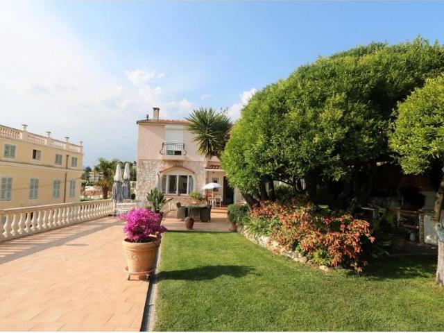NICE MONT BORON VILLA 2/3 PIECES JARDIN TERRASSE GARAGE