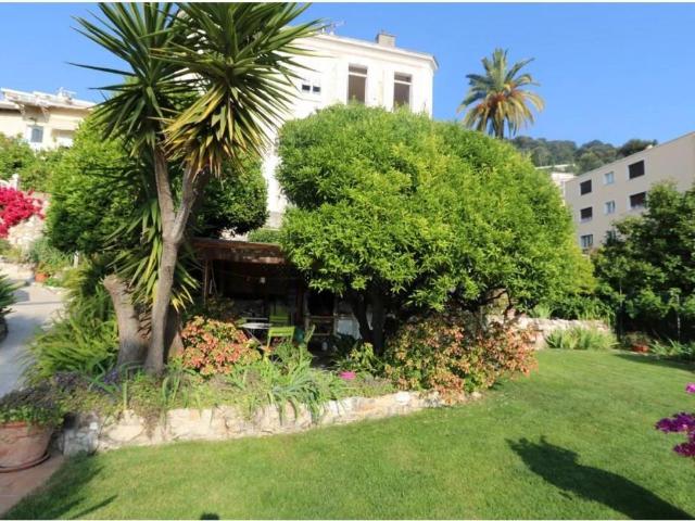 NICE MONT BORON VILLA 2/3 PIECES JARDIN TERRASSE GARAGE