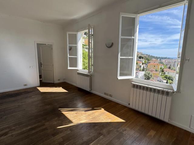 NICE MONT GROS: 3 bedrooms 64sqm | Quiet | Sea view