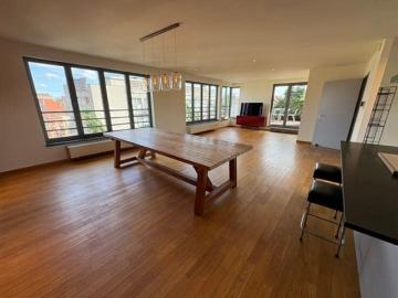 NICE N BRIGHT FLAT 120sqm + TERRACE 18sqm + CELLAR + PARKING