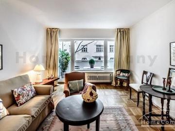 Nice, neat and furnished 2 room flat with balcony in great location in the district of Maxvorstadt