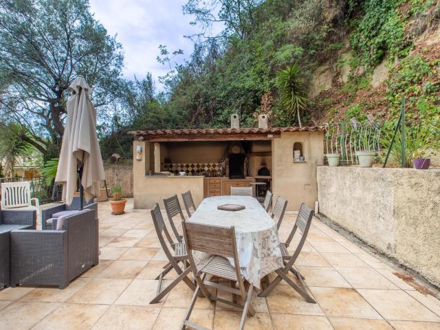 Nice Nord, maison familiale, 5/6 pièces, 2000 m² de terrain 174m² Nice