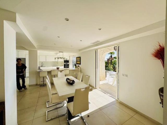 NICE OUEST FABRON proche centre ville Appartement Villa 340 M2