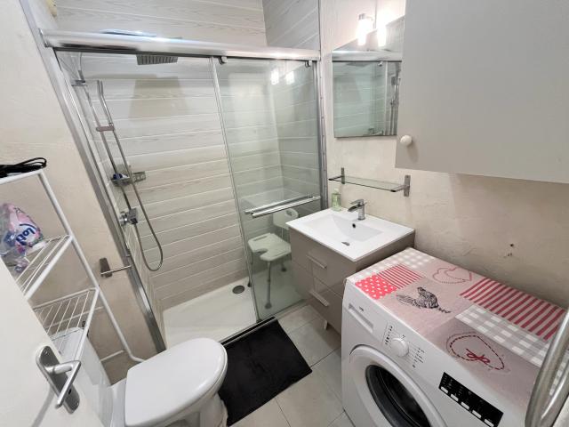 NICE OUEST / ST AUGUSTIN Studio meublé au 1er étage 17,15m2