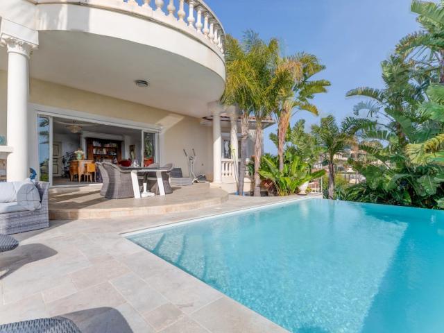 Nice Ouest – Villa d’exception de 303 m² avec vue mer panora. 303m² Nice