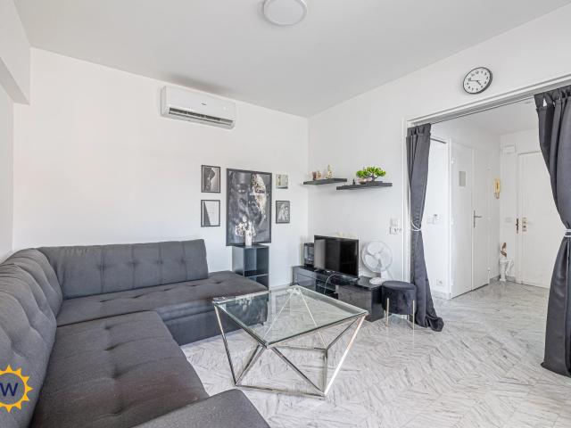 NICE OUEST 2 PIECES MEUBLE ETUDIANT