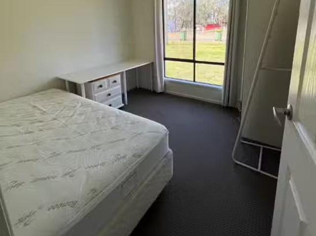 Nice A/7 Fielding Road, College View, QLD 4343