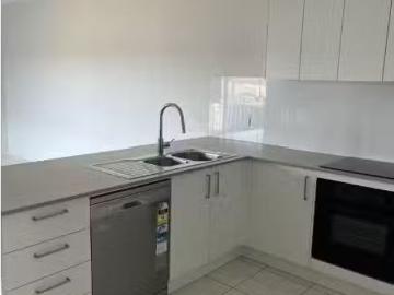 New a/2B Leconfield Rd, Greta Townhouse for rent Listed by Ta.