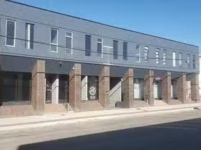 Charming Avenue, Vernon, BC, V1T 5L7 commercial for lease L.