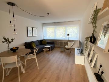 Nice, awesome apartment with balcony in Köln