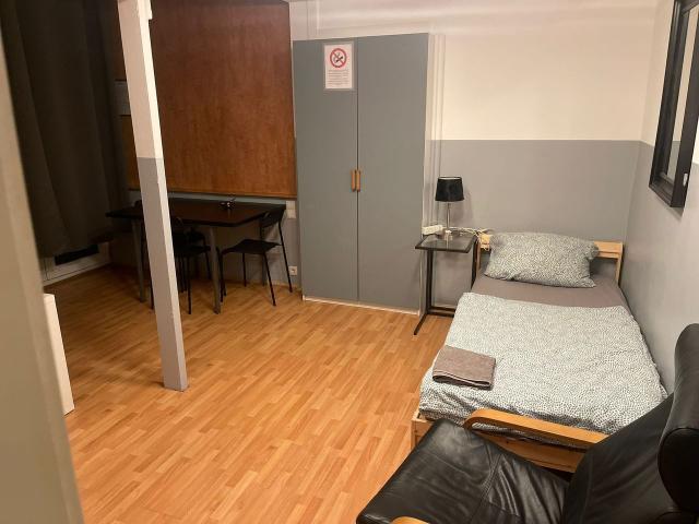 Nice and wonderful suite conveniently located Mülheim an der Ruhr, Mulheim an der Ruhr Amsterdam Apartments for Rent