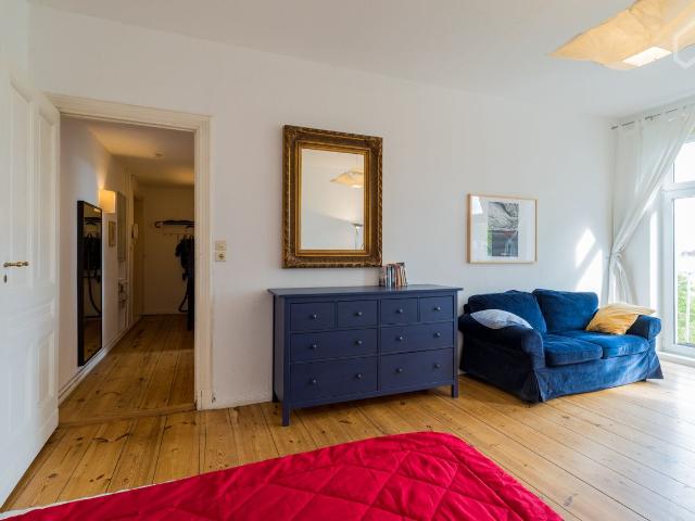 Nice and comfortable suite in Neukölln, Berlin Amsterdam Apartments for Rent