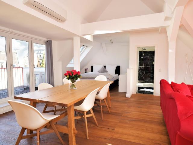 Nice and quiet suite in Düsseldorf, Dusseldorf Amsterdam Apartments for Rent