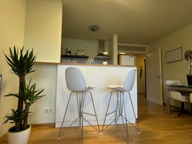 Nice apartment with 2 bedrooms in central München, Munchen Amsterdam Apartments for Rent