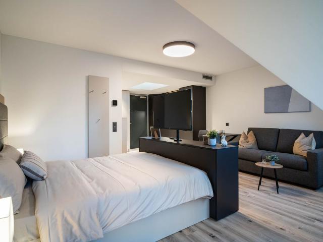 Nice Apartments in Zurich Oerlikon Central, Zurich Amsterdam Apartments for Rent