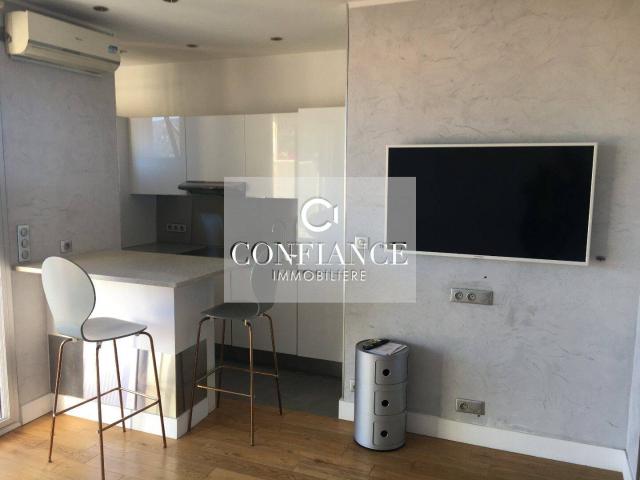 NICE BAS CIMIEZ GRAND STUDIO TERRASSE VUE MER