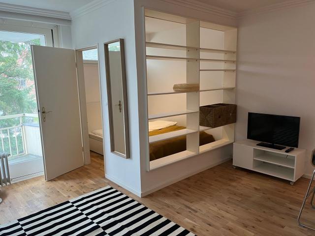 Nice & beautiful apartment in Lichterfelde, Berlin Amsterdam Apartments for Rent