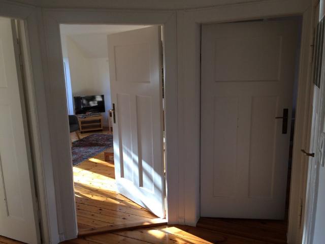 Nice & bright 2,5 room apartment in green area, Berlin Amsterdam Apartments for Rent