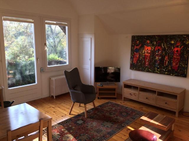 Nice & bright 2,5 room apartment in green area, Berlin Amsterdam Apartments for Rent