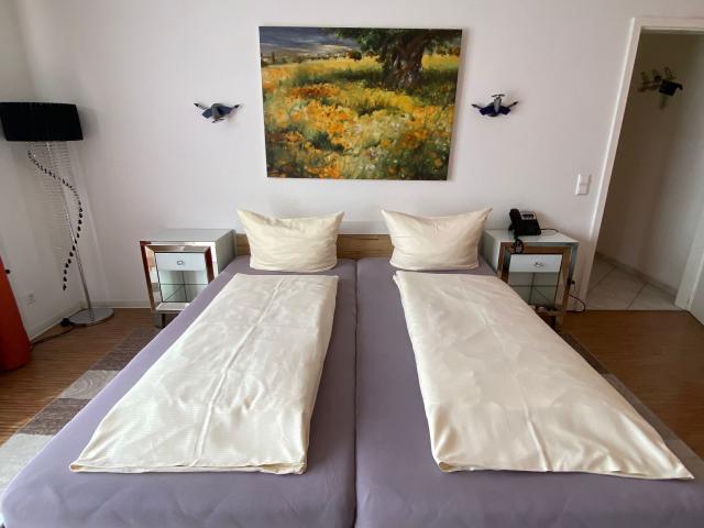 Nice & bright loft in Karlsruhe, Karlsruhe Amsterdam Apartments for Rent