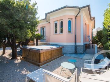 Nice Carras Jolie maison individuelle située à quelques mi. 107m² Nice