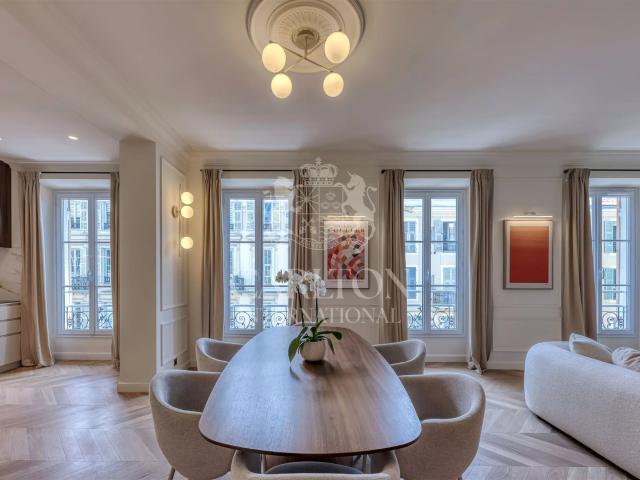 Nice Carré d'Or — 3 pièces bourgeois traversant 87m² Nice