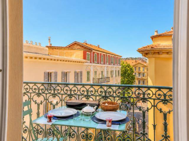NICE CARRÉ D'OR DUPLEX DERNIER ÉTAGE BALCON VUE DÉGAGÉ
