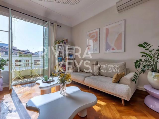 Nice Carré d'Or: Magnifique 2 pièces rénové avec balcons. 57m² Nice