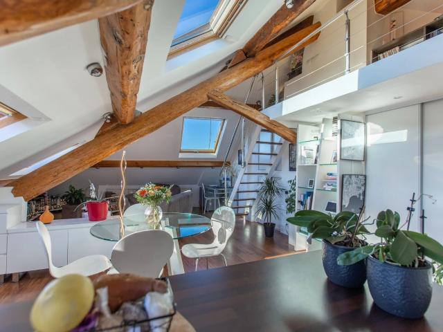 Nice Carré d'Or, superbe et atypique appartement mansardé en. 116m² Nice