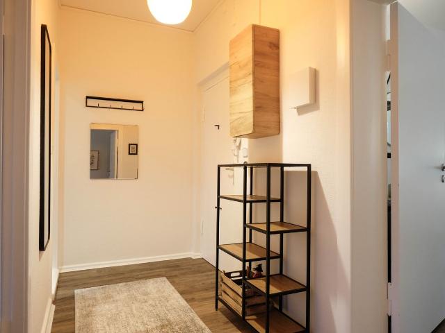 Nice, central 2 room appartment with fitted kitchen and balcony, Berlin Amsterdam Apartments for Rent