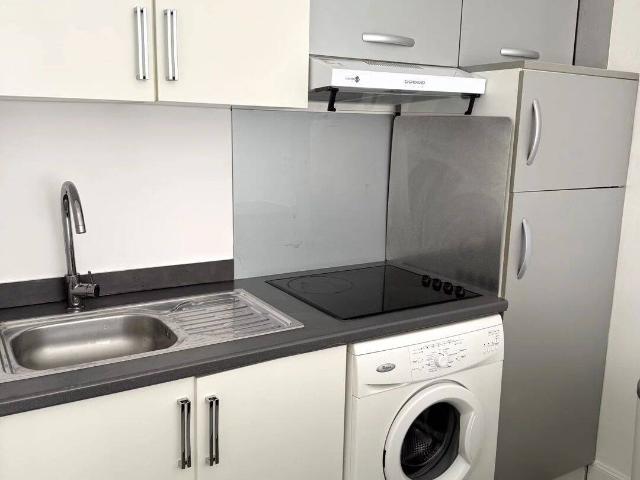 NICE CENTRE VILLE RUE SPITALIERI 2 PIECES MEUBLE