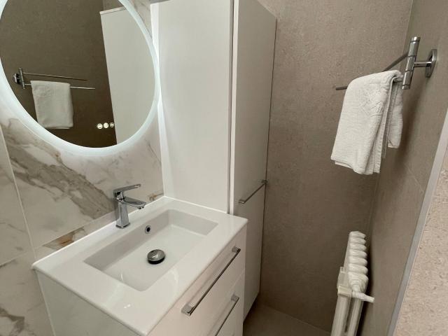 Nice Centre — Chaleureux 2 pièces meublé de 40 m², entièrement rénové