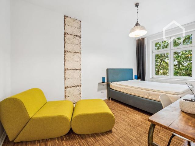 Nice, charming flat in Düsseldorf with Balcony, Dusseldorf Amsterdam Apartments for Rent