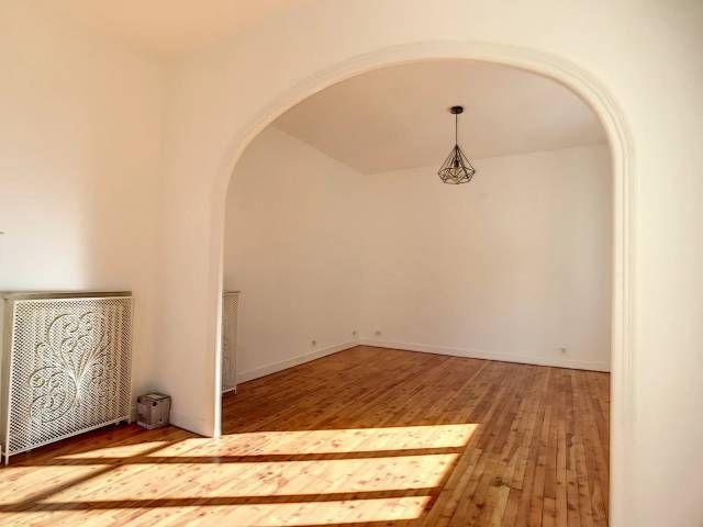 NICE CIMIEZ Beau trois pièces vide de 66m² avec balcon