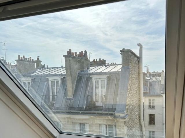 Nice, cozy studio at the heart of Paris, Paris Amsterdam Apartments for Rent