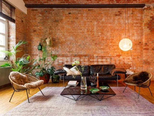 Nice Factory living