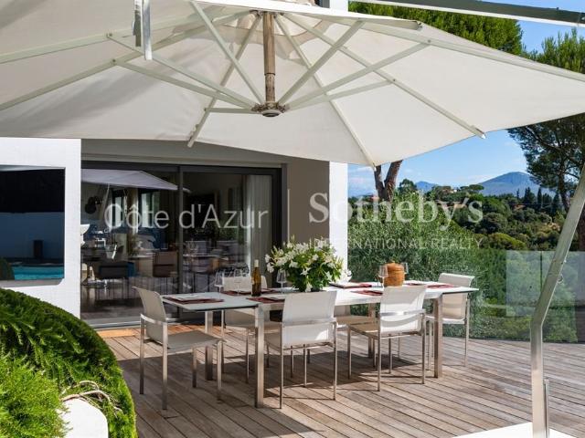 Nice Fabron, villa contemporaine avec vue mer panoramique, p. 181m² Nice