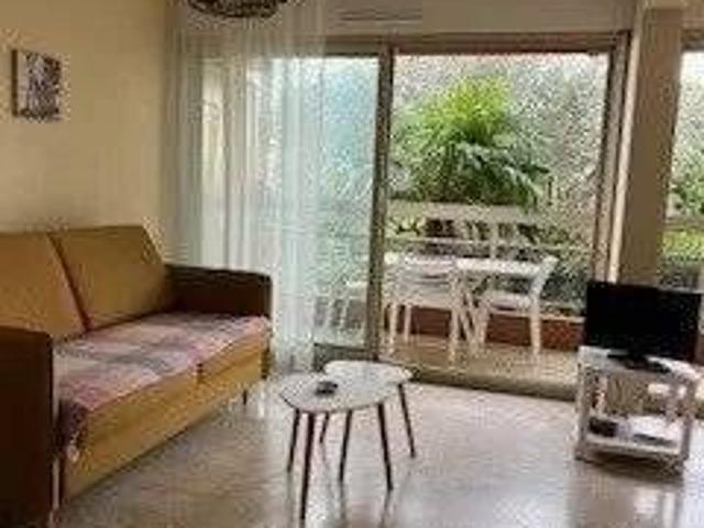 NICE FABRON LA VIGIE STUDIO MEUBLE SEPTEMBRE A JUIN