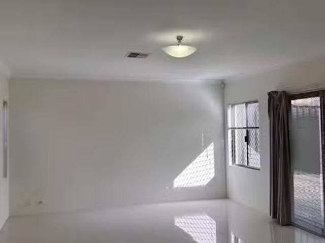 Charming Farnham Street, Bentley South, WA 6102