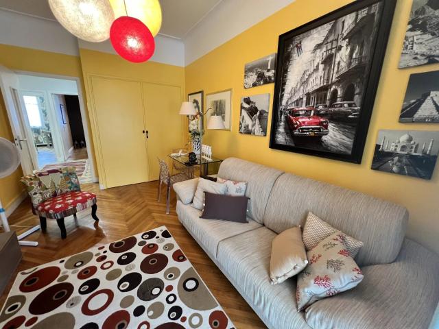 Nice Fleurs coquet 2P avec balcon 47m² Nice