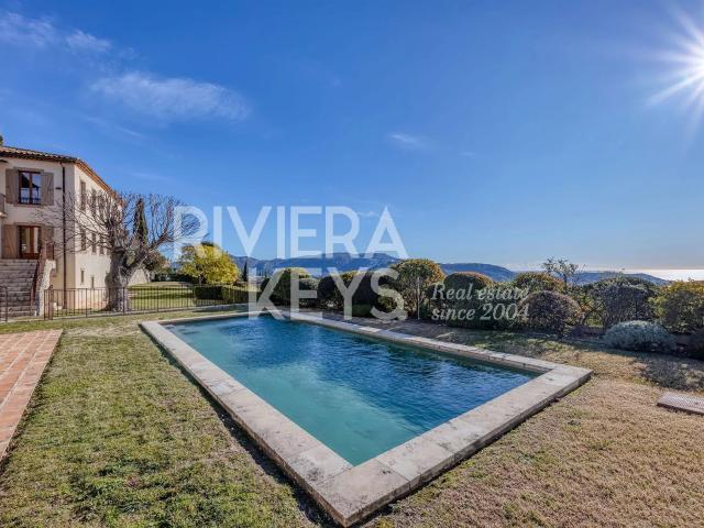 Nice – Gairaut: Magnifique bastide avec vue mer panoramique. 216m² Nice