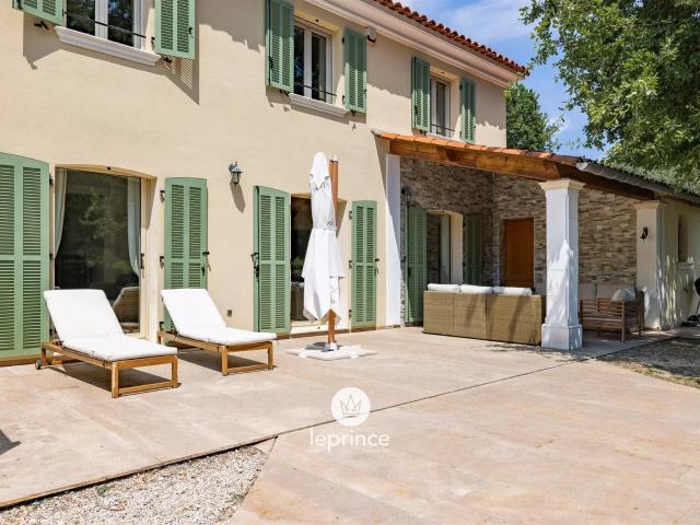 Nice Gairaut Maison Piscine Garage 180m² Nice