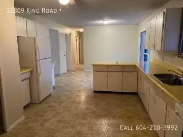 Cheap Hydro Included! 31809 King Rd