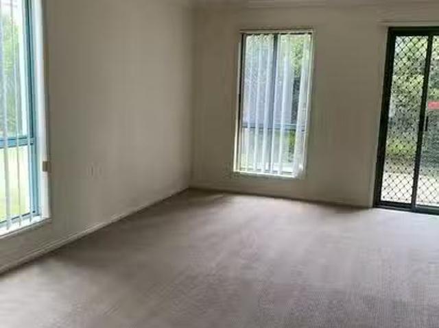 For Rent! ID:21149612/89 Heeb Street, Ashmore, QLD 4214