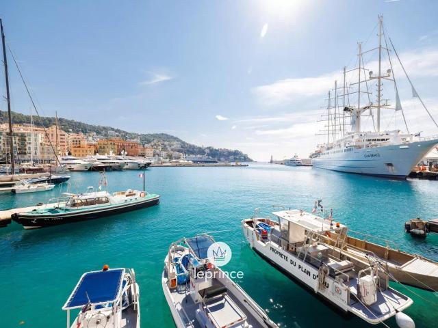 Nice Le Port 3 Pièces Terrasse Parking 90m² Nice