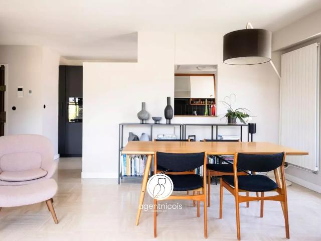 Nice / Le Port: Appartement 3 Pièces / Rénové / Terrasse / Vue dégagée / Étage élevé