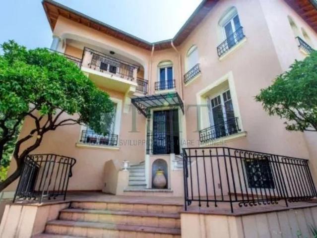 NICE LE PORT Maison Bourgeoise