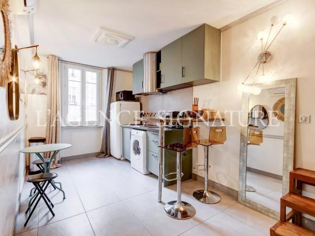 Nice Le Port Place du Pin 'Luca' Studio 25m² Refait à neuf
