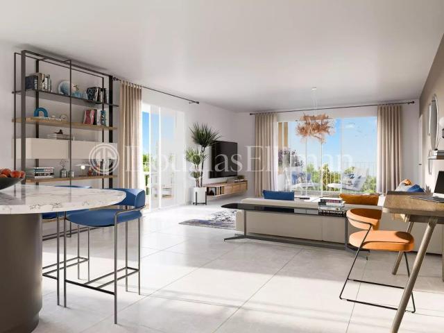 NICE Penthouse 3 pièces avec toit terrasse jacuzzi et jard. 62m² Nice